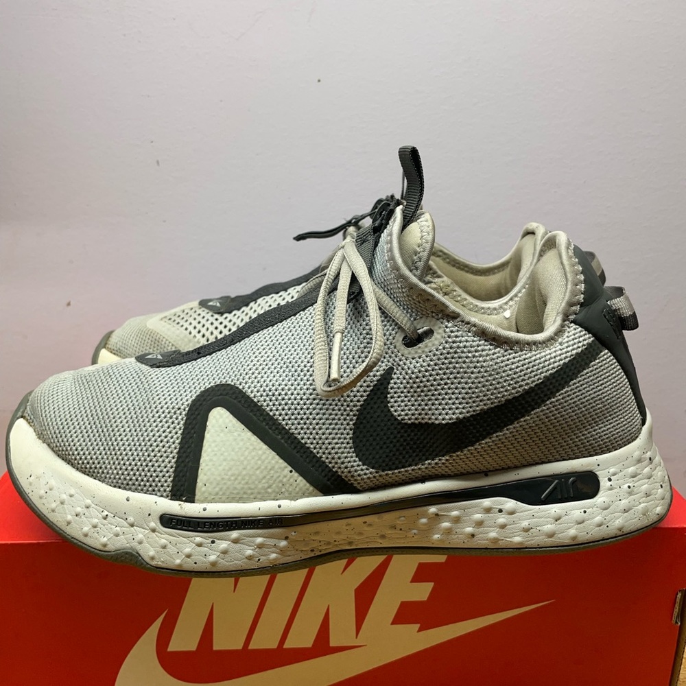 Nike PG 4
